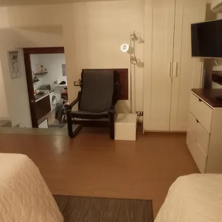 Apartment La Residenza Chiaia Short Let Superior Via Chiaia 82 *