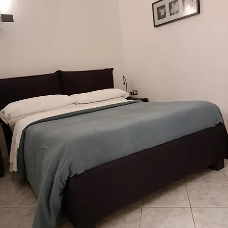 La Residenza Chiaia Short Let Superior Via Chiaia 82 Apartment *
