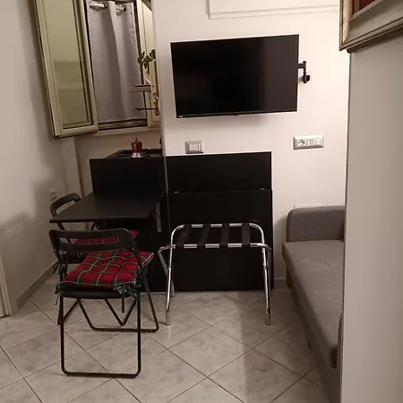 La Residenza Chiaia Short Let Superior Via Chiaia 82 Apartment *