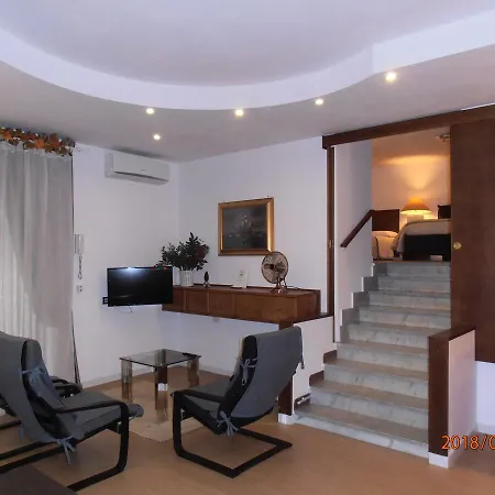 Apartment La Residenza Chiaia Short Let Superior Via Chiaia 82 *