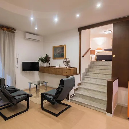 La Residenza Chiaia Short Let Superior Via Chiaia 82 Apartment Naples