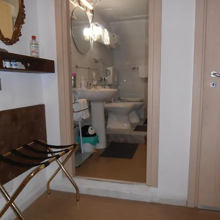 Apartmán La Residenza Chiaia Short Let Superior Via Chiaia 82