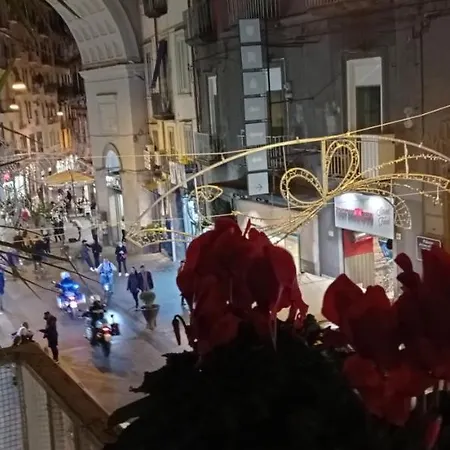 Apartmán La Residenza Chiaia Short Let Superior Via Chiaia 82 *