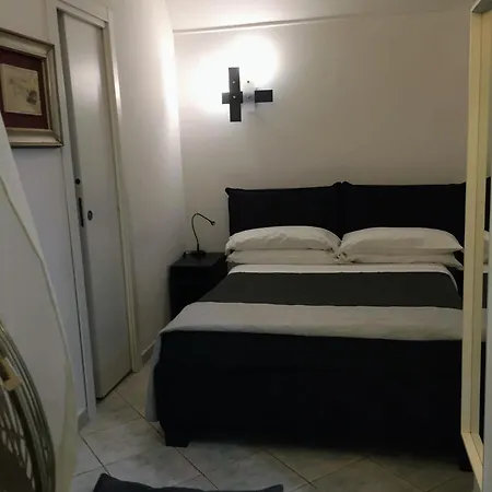 La Residenza Chiaia Short Let Superior Via Chiaia 82 Apartmán